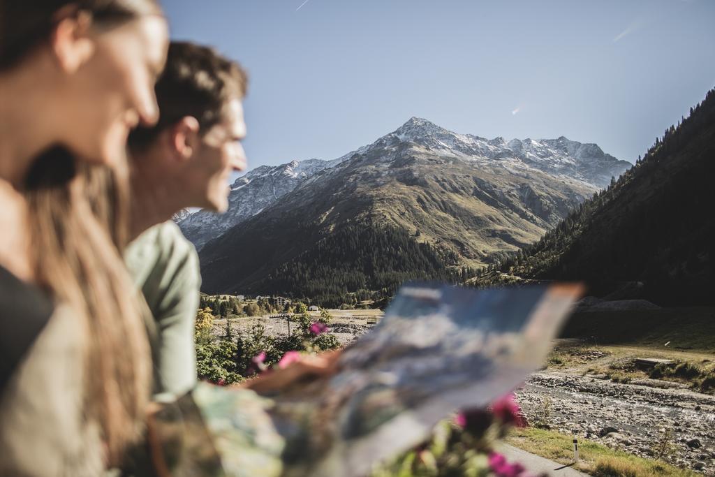 Hotel Vier Jahreszeiten Sankt Leonhard im Pitztal Eksteriør bilde