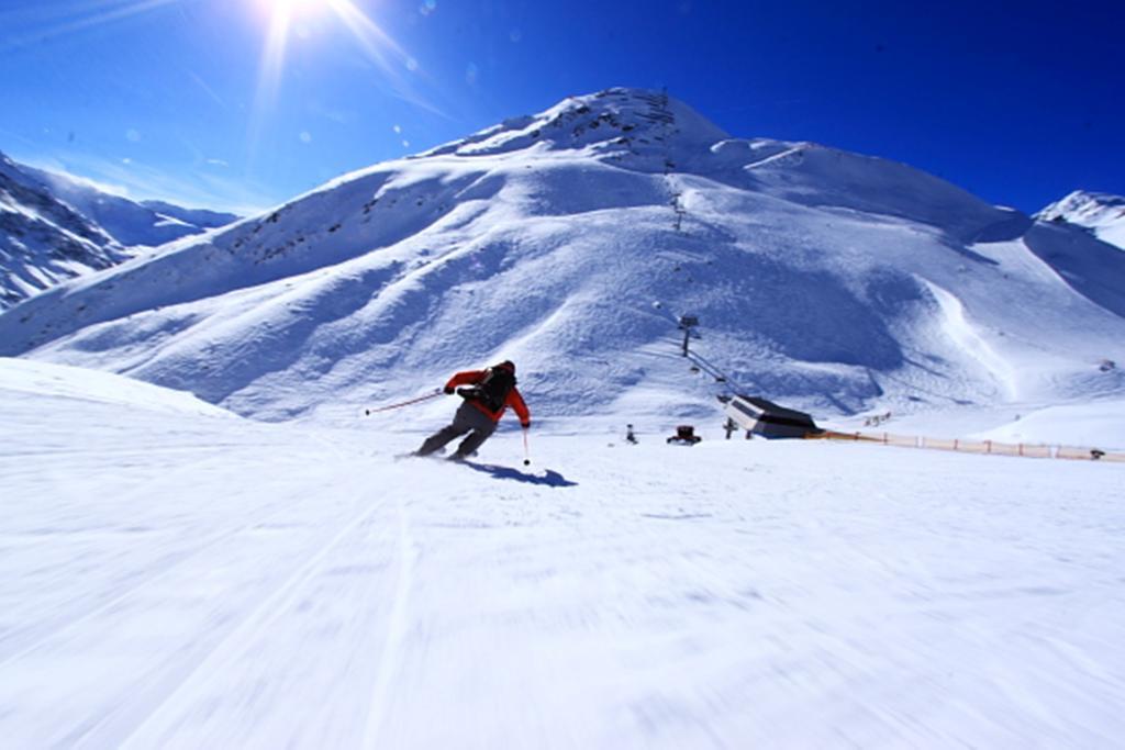 Hotel Vier Jahreszeiten Sankt Leonhard im Pitztal Eksteriør bilde