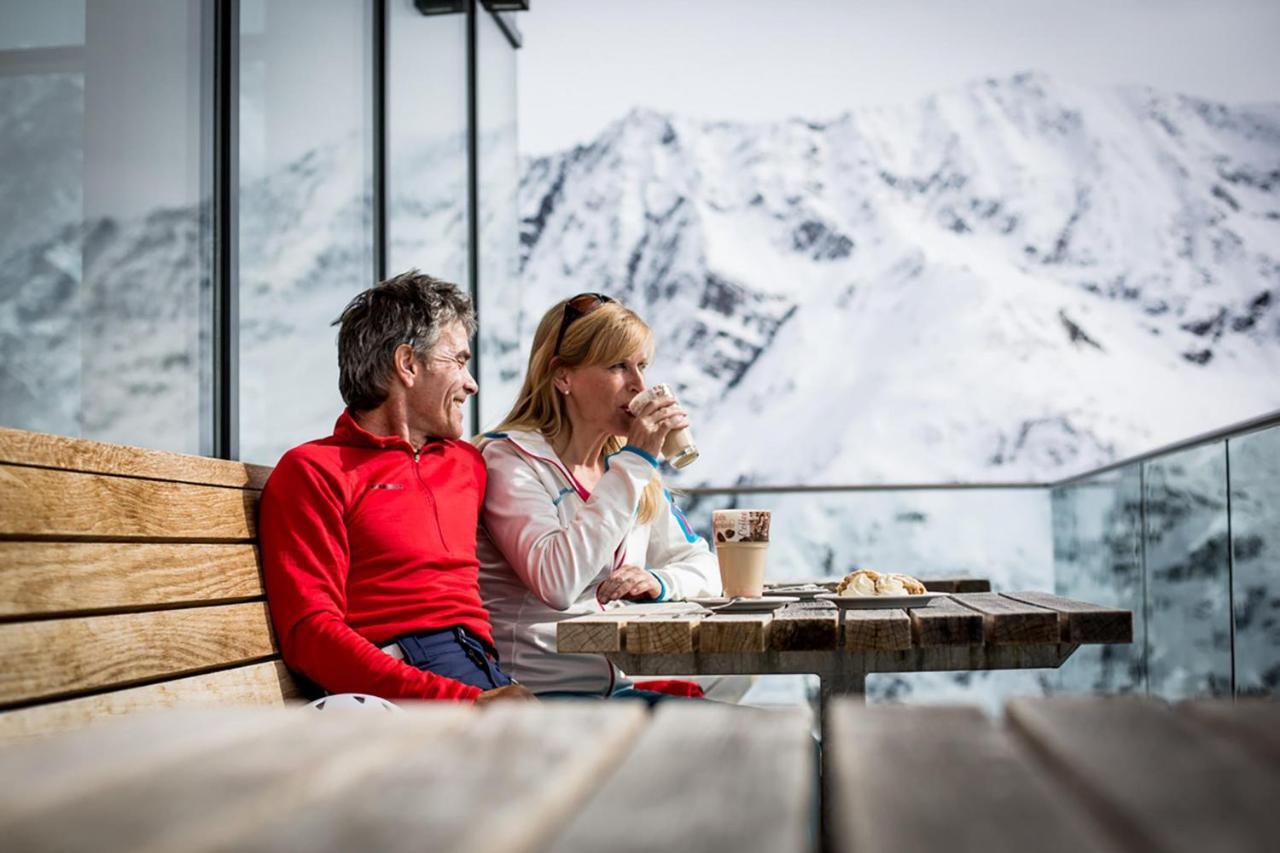 Hotel Vier Jahreszeiten Sankt Leonhard im Pitztal Eksteriør bilde